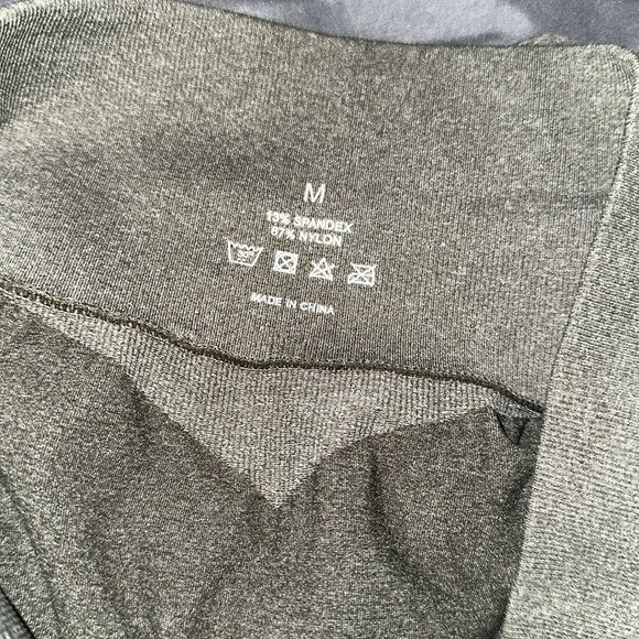 NVGTN SHORTS - Picture 5 of 7